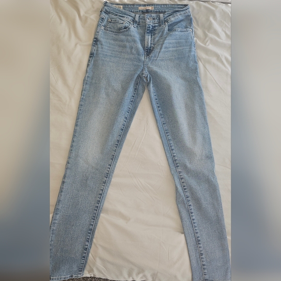 Levi's Premium721 High Rise Skinny Women's Jeans - Picture 4 of 8